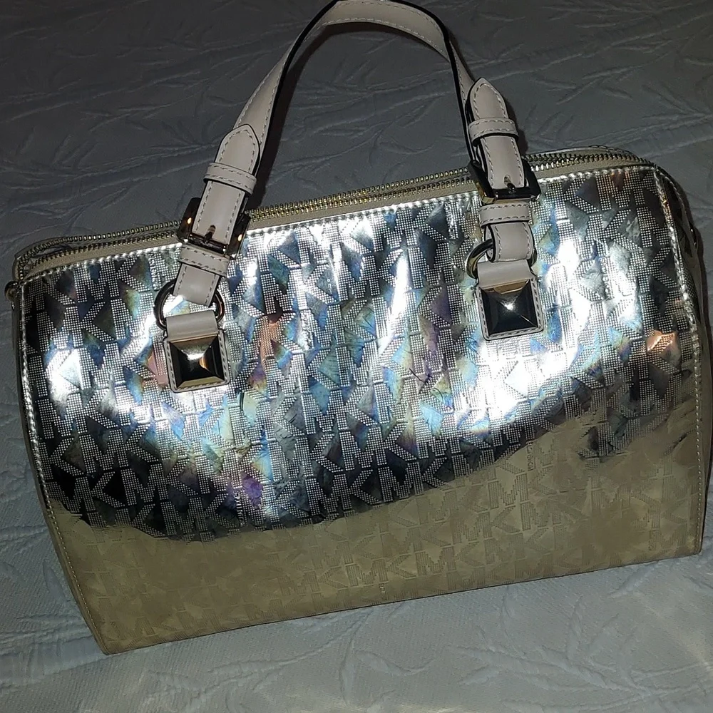 Michael Kors Grayson Satchel Bag - Picture 4 of 16